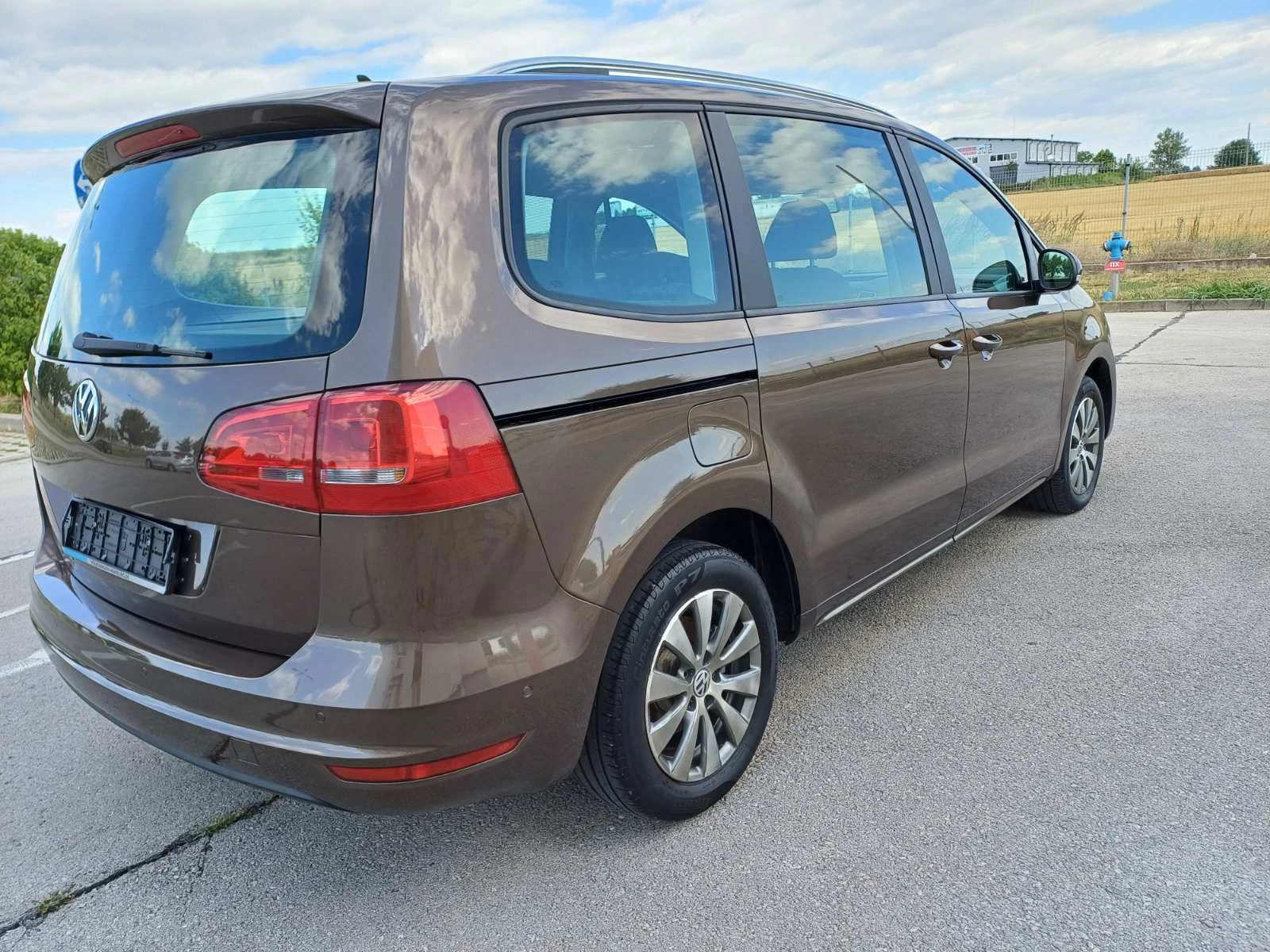 VW Sharan 2.0 TDI 140k.s. - изображение 4