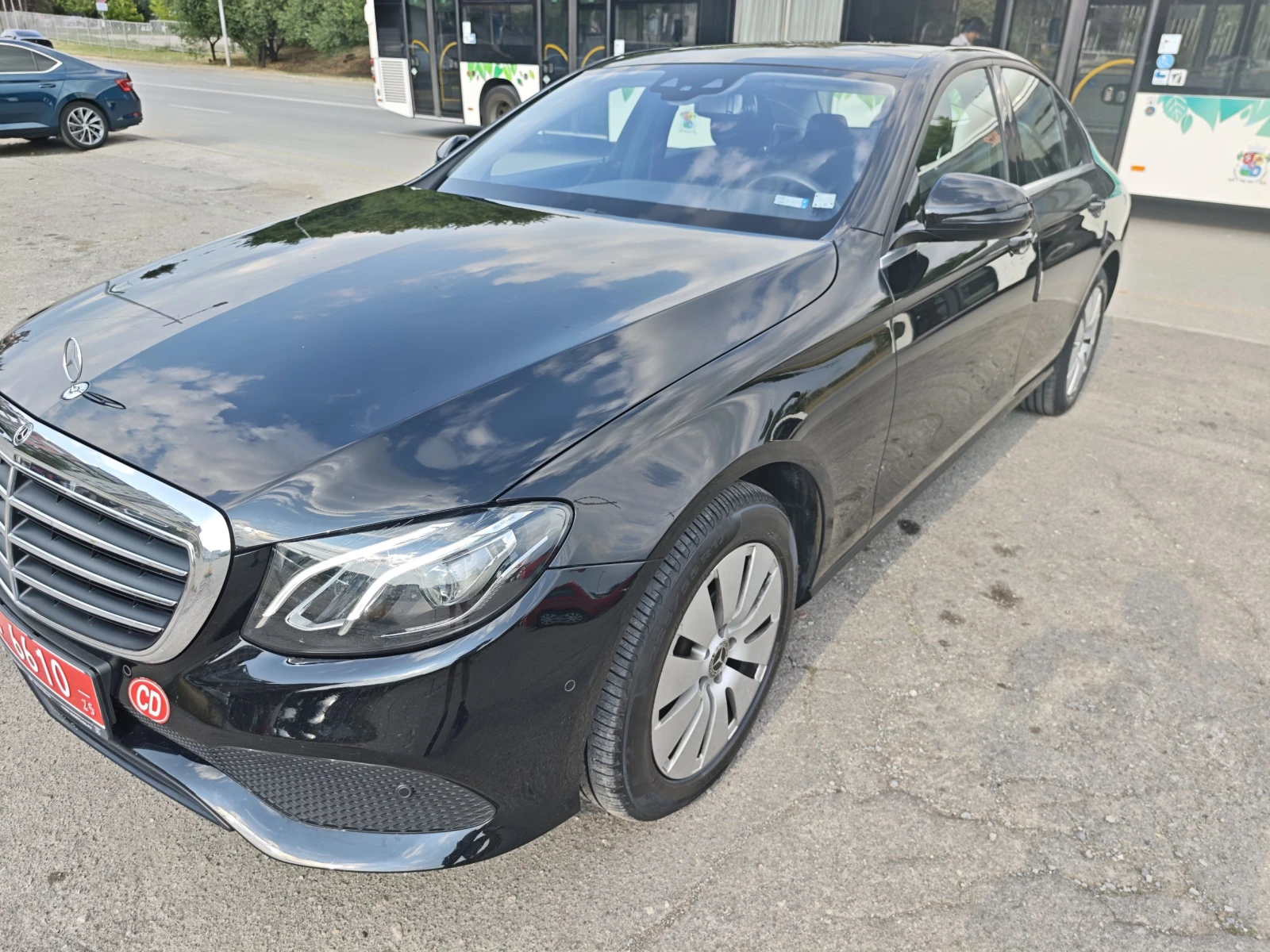 Mercedes-Benz E 220 4matic - изображение 5