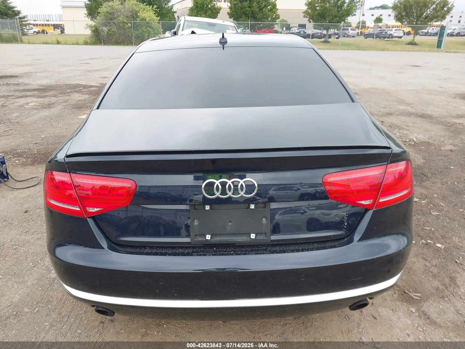 Audi A8 2013 AUDI A8 3.0T - изображение 5