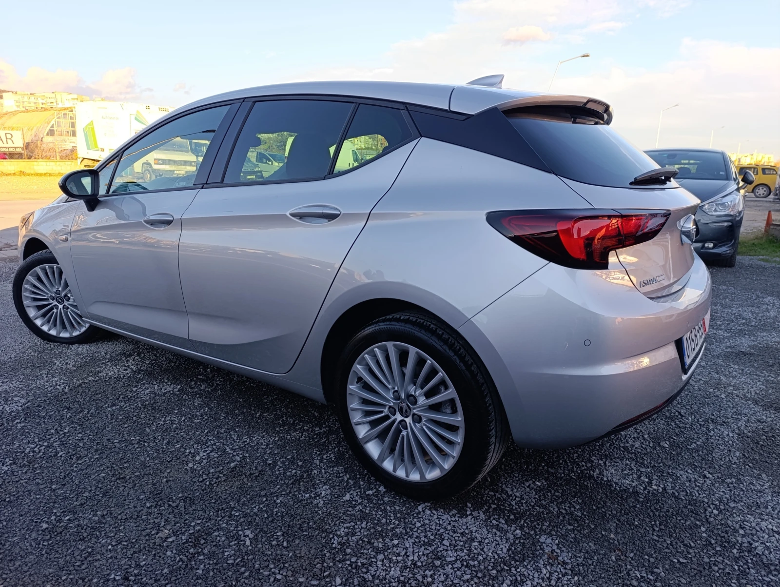 Opel Astra 1.4Т АВТОМАТИК - изображение 5