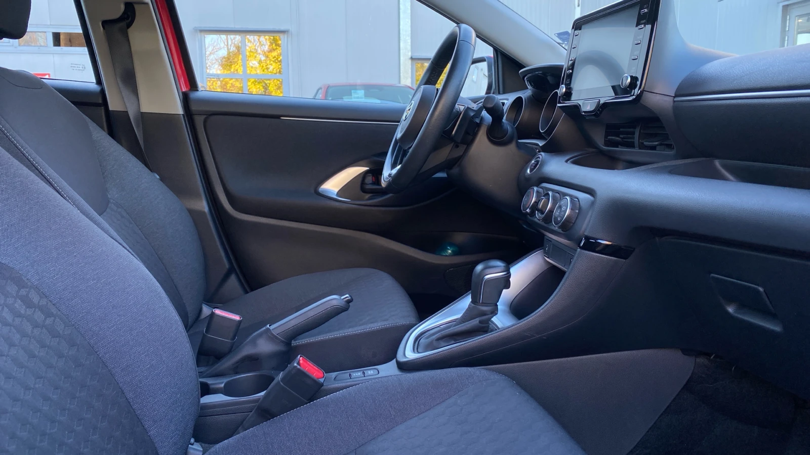 Toyota Yaris 1.5 TNGA CHIC EXTRA | Mobile.bg   15