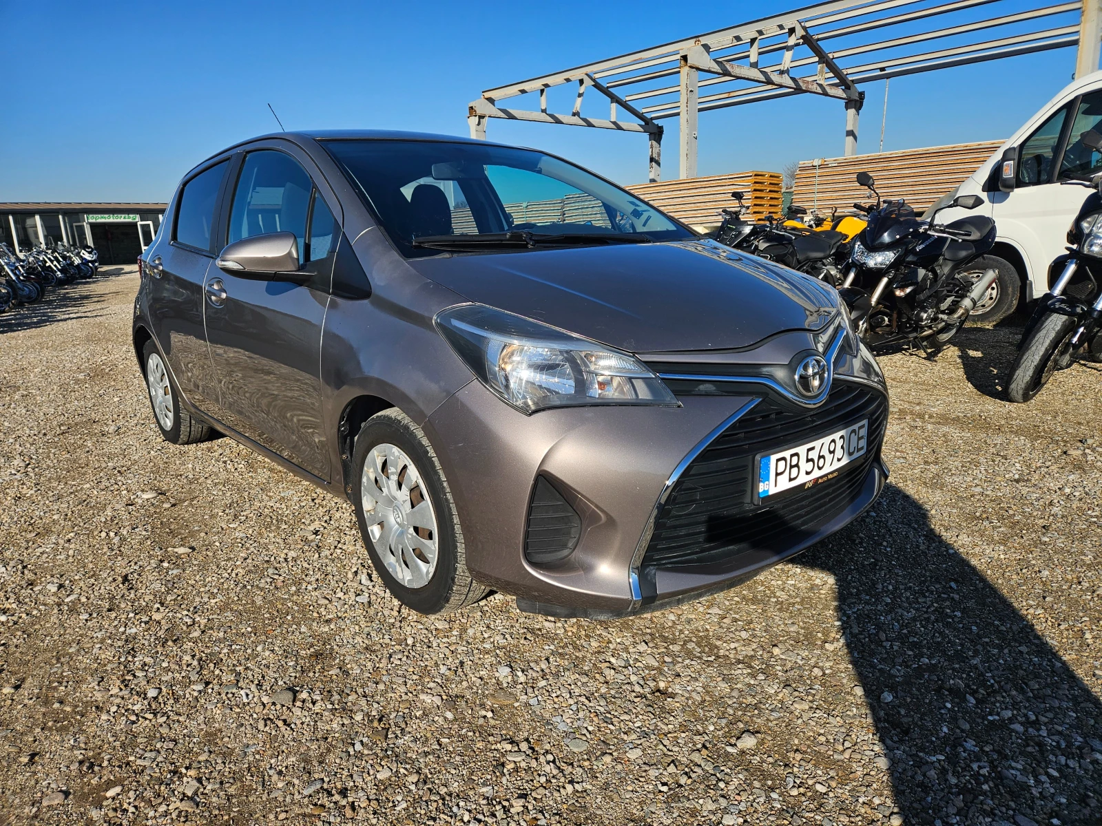 Toyota Yaris LPG Лизинг Бартер - изображение 2