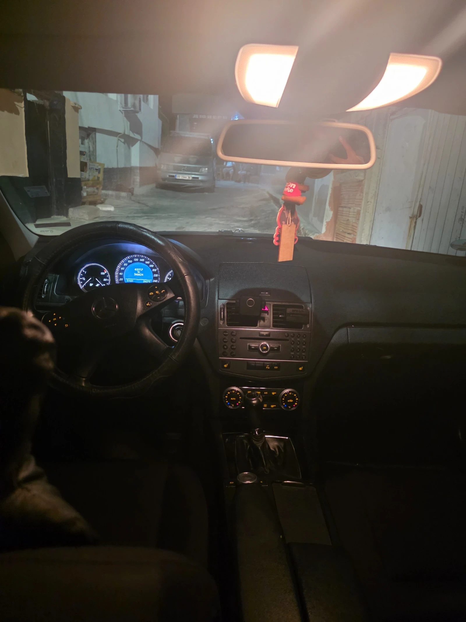 Mercedes-Benz C 200 | Mobile.bg � ����������� 8