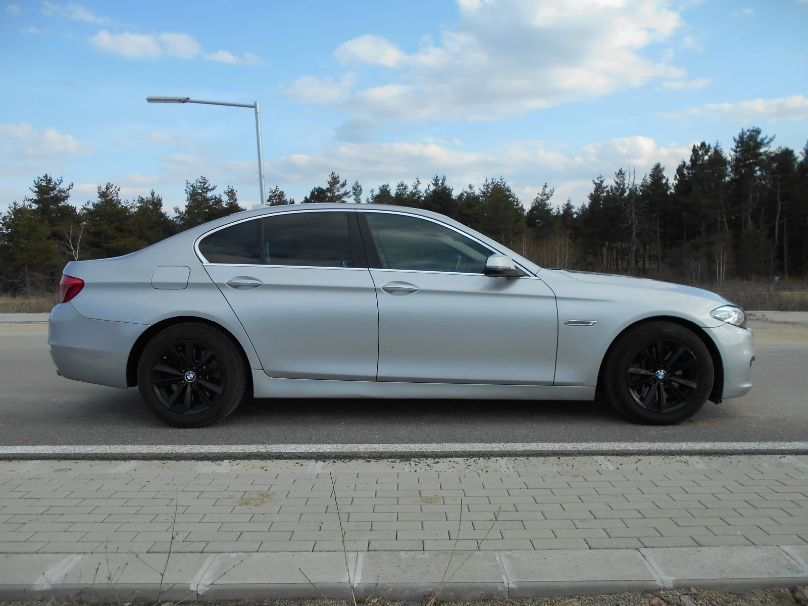 BMW 535 D F10 LCI xDrive * Ревизиран мотор * Топ състояние, снимка 4 - Автомобили и джипове - 53995958