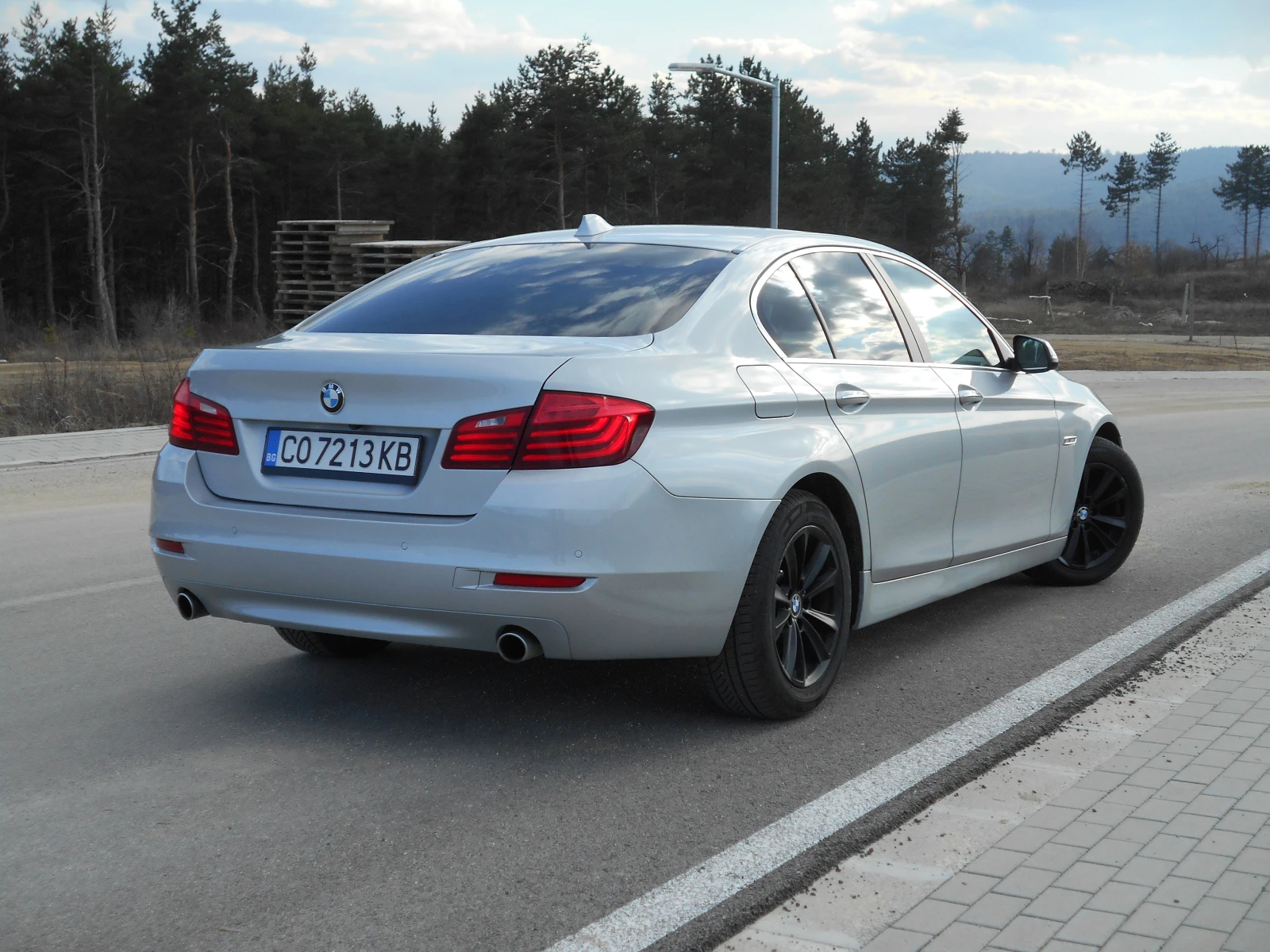 BMW 535 D F10 LCI xDrive * Ревизиран мотор * Топ състояние, снимка 5 - Автомобили и джипове - 53995958