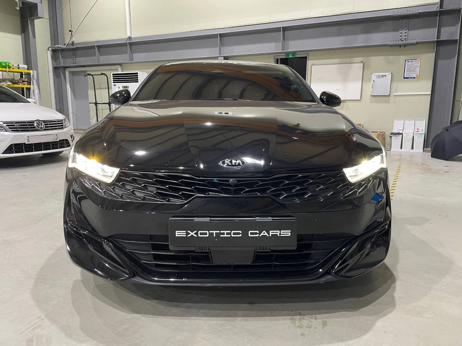 Kia K5 2.0 MPI ! Noblesse !, снимка 2 - Автомобили и джипове - 54137819