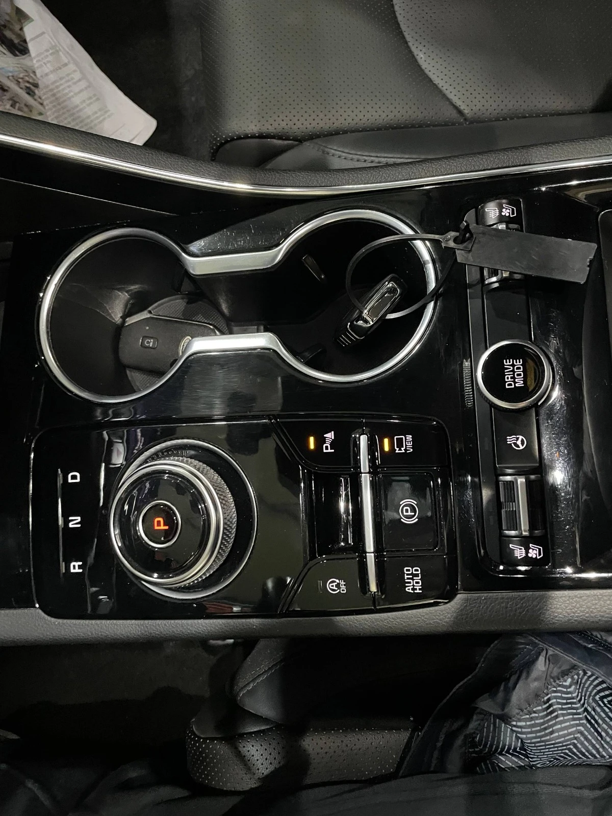 Kia K5 2.0 MPI ! Noblesse !, снимка 17 - Автомобили и джипове - 54137819