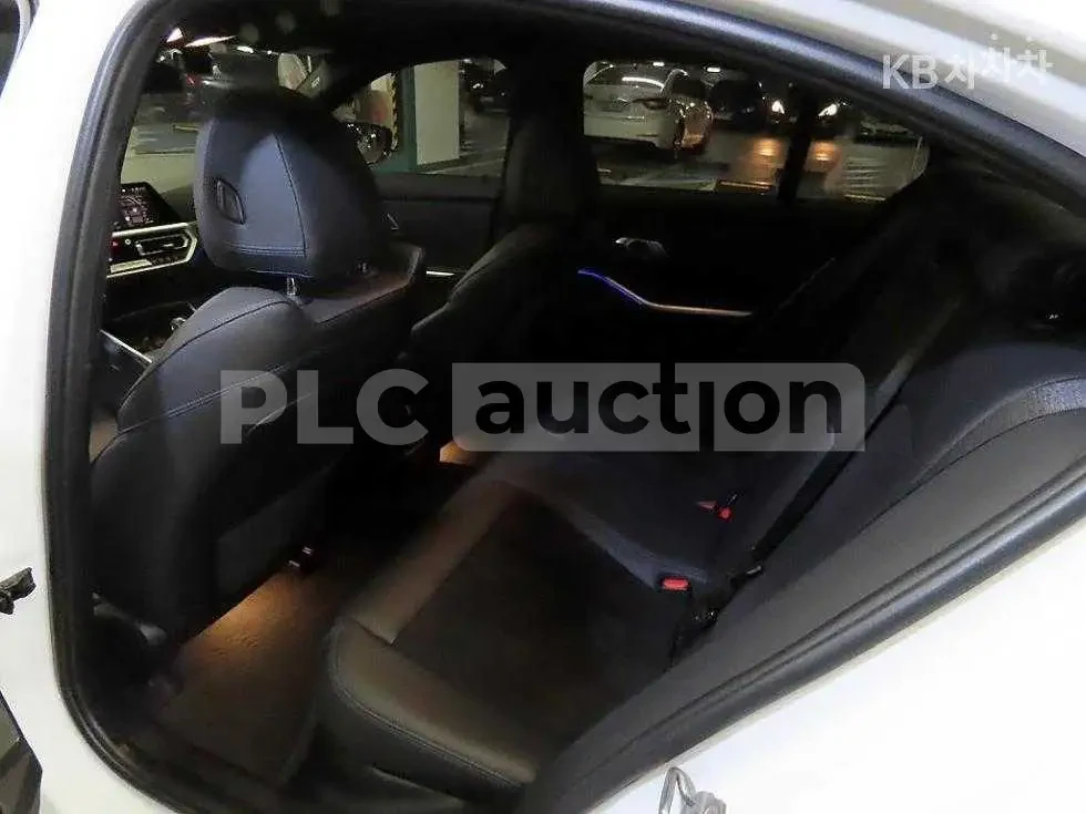 BMW 320 * ��������� * 360 * ��������� * H/K * CARPLAY | Mobile.bg � ����������� 13