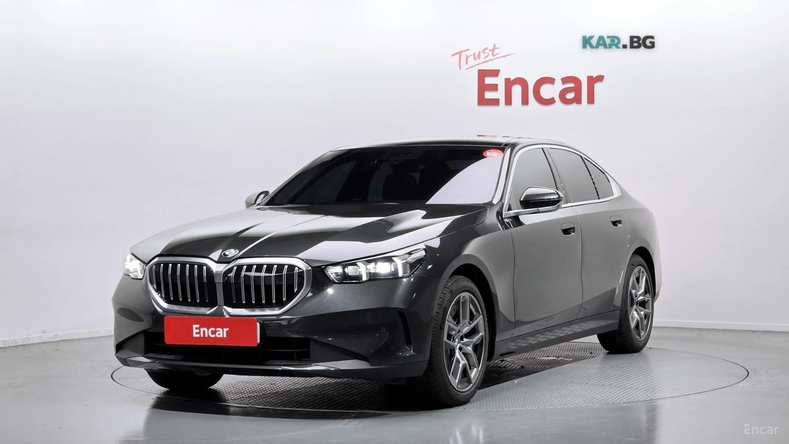 BMW 520 * КОЖА* ПОДГРЕВ* ОБДХВАНЕ* ПАНОРАМА* HEAD-UP* 