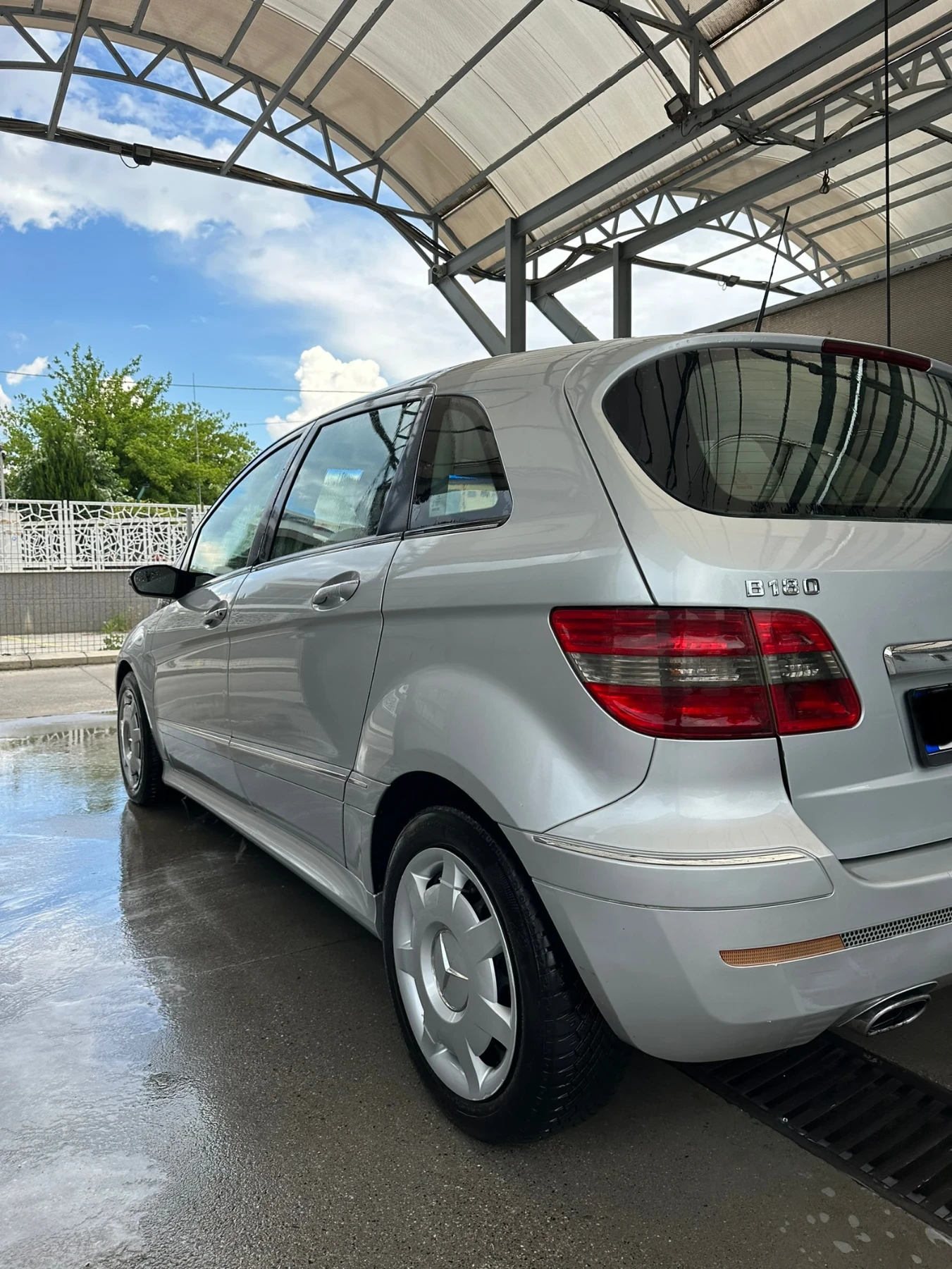 Mercedes-Benz B 180, снимка 4 - Автомобили и джипове - 54812464