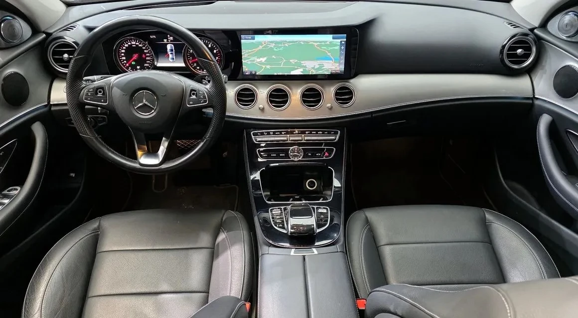 Mercedes-Benz E 200 W213 Disi/Navi/Подгрев/Обдухване, снимка 6 - Автомобили и джипове - 55077397