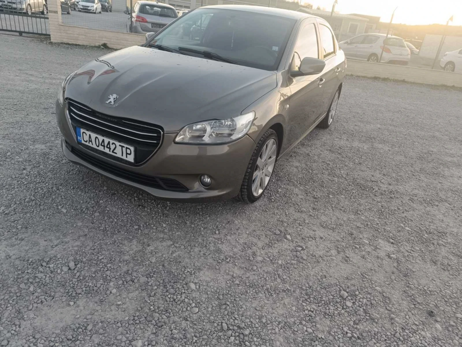 Peugeot 301 1.6hdi, снимка 3 - Автомобили и джипове - 55153765