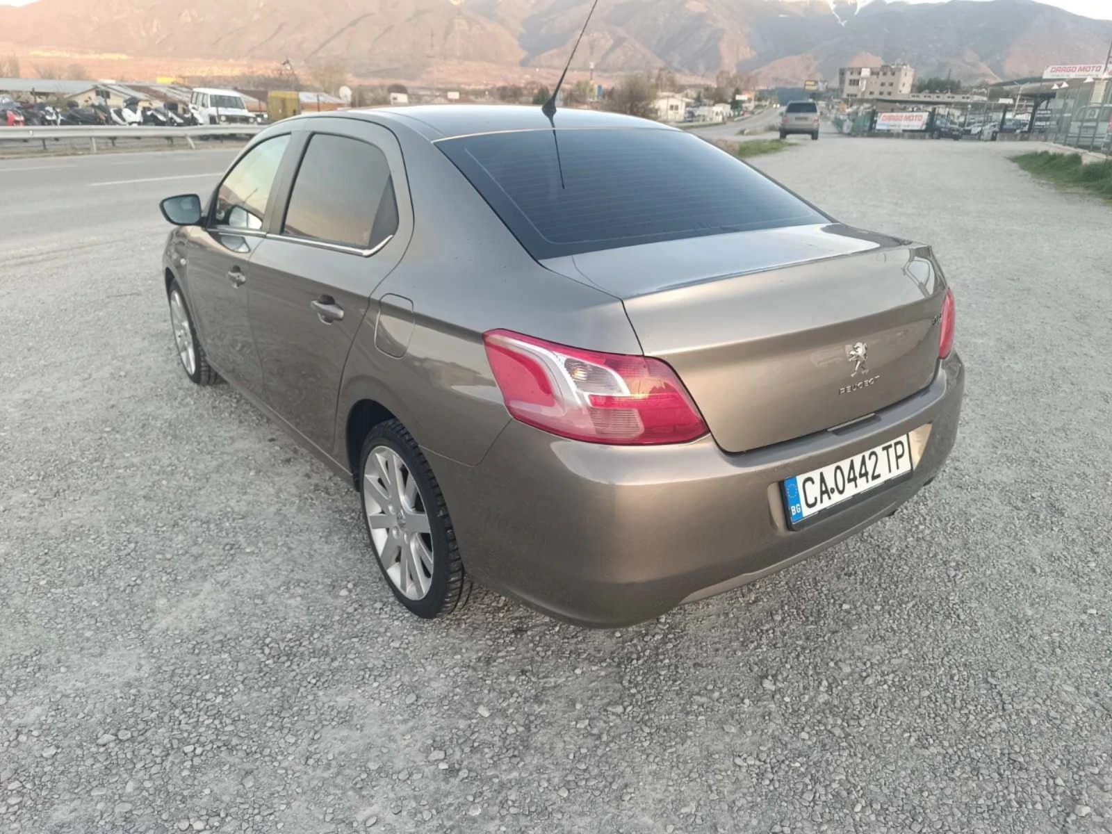 Peugeot 301 1.6hdi, снимка 6 - Автомобили и джипове - 55153765