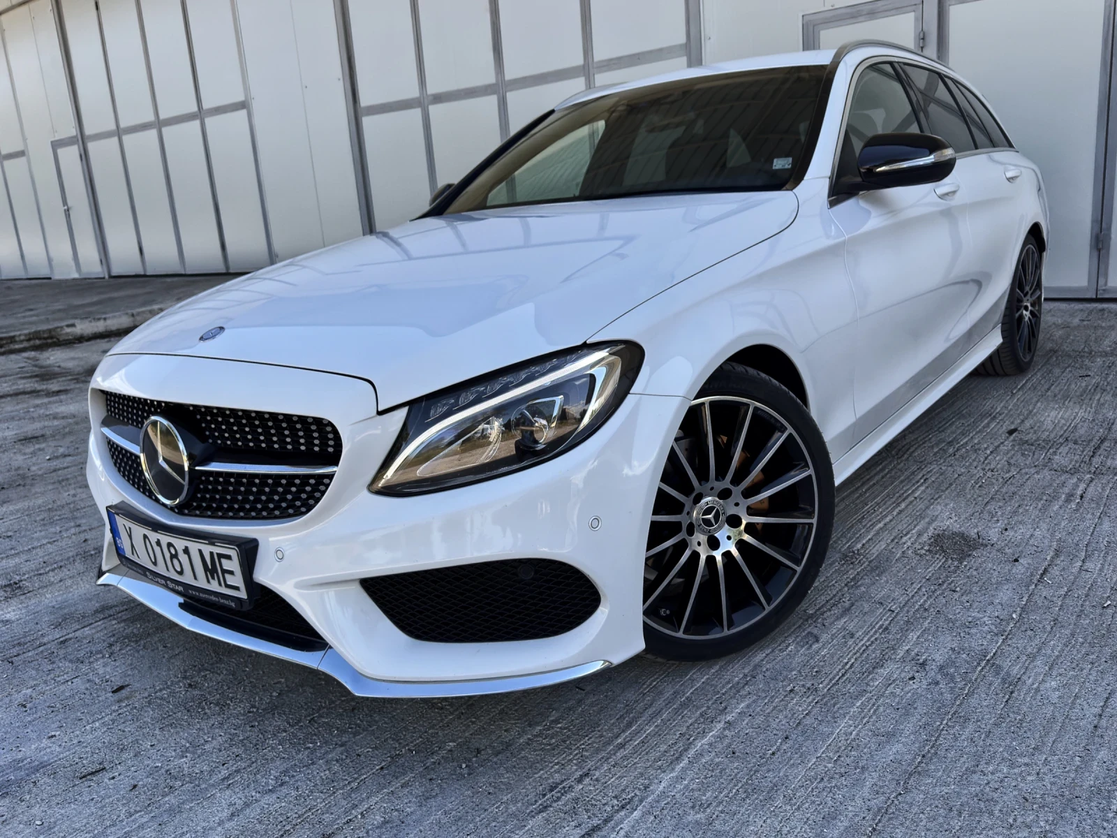 Mercedes-Benz C 220  Видео Full AMG line Distronic HeadUp CarPlay, снимка 3 - Автомобили и джипове - 55343271