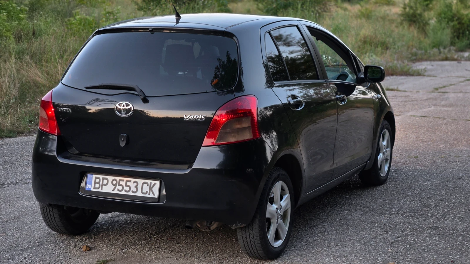 Toyota Yaris 1.4 d4d, снимка 5 - Автомобили и джипове - 55420031