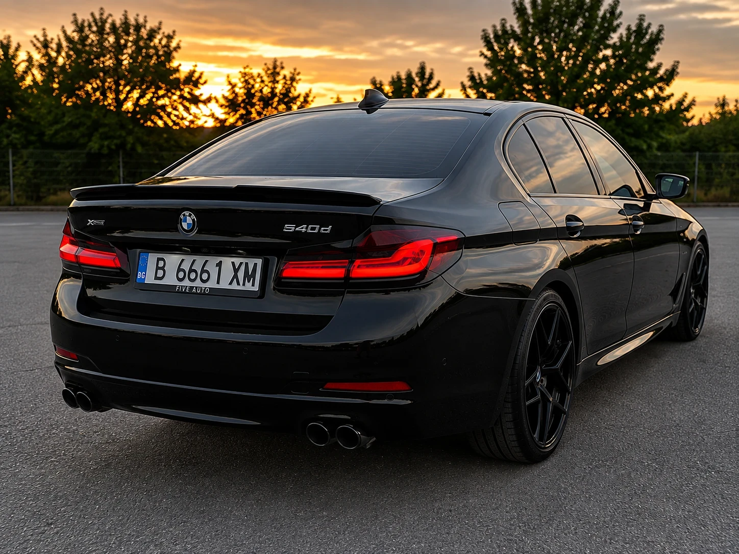 BMW 540 xDrive G30   320 к.с.  Full??, снимка 2 - Автомобили и джипове - 55842710