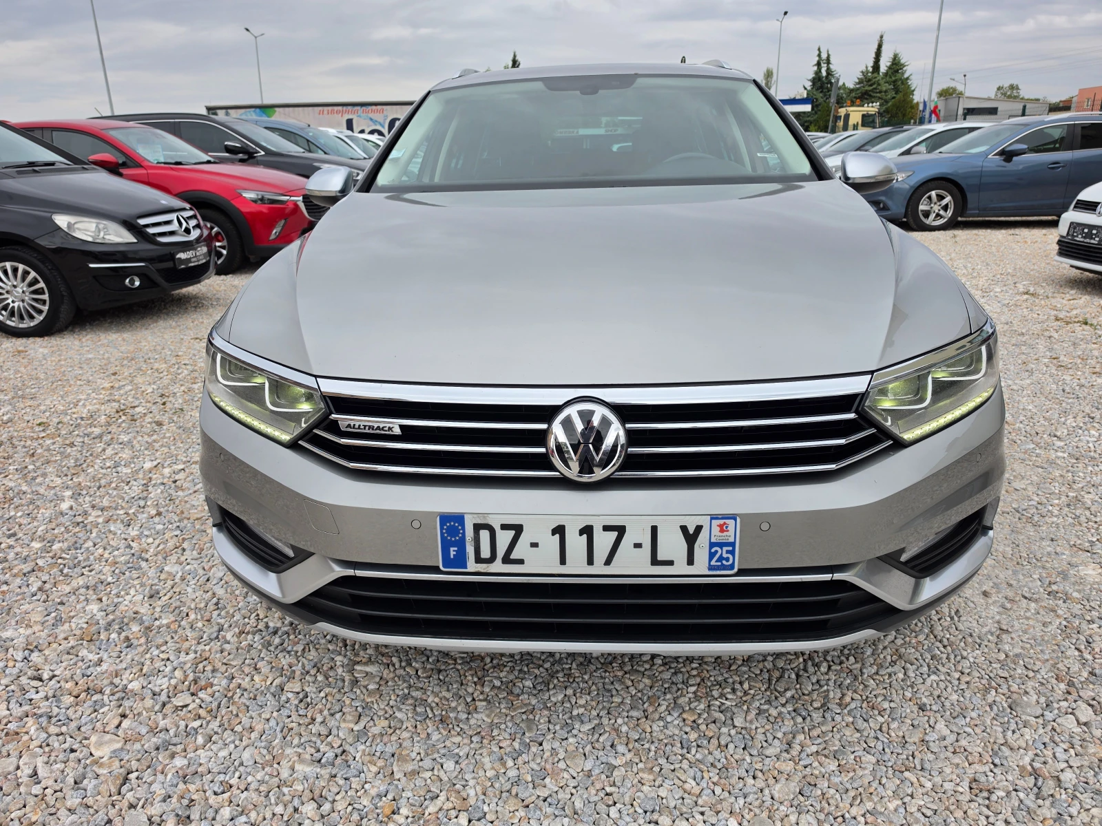 VW Passat ALLTRACK 2.0TDI /6-Скорости/LED/NAVI/4X4/, снимка 6 - Автомобили и джипове - 56272244