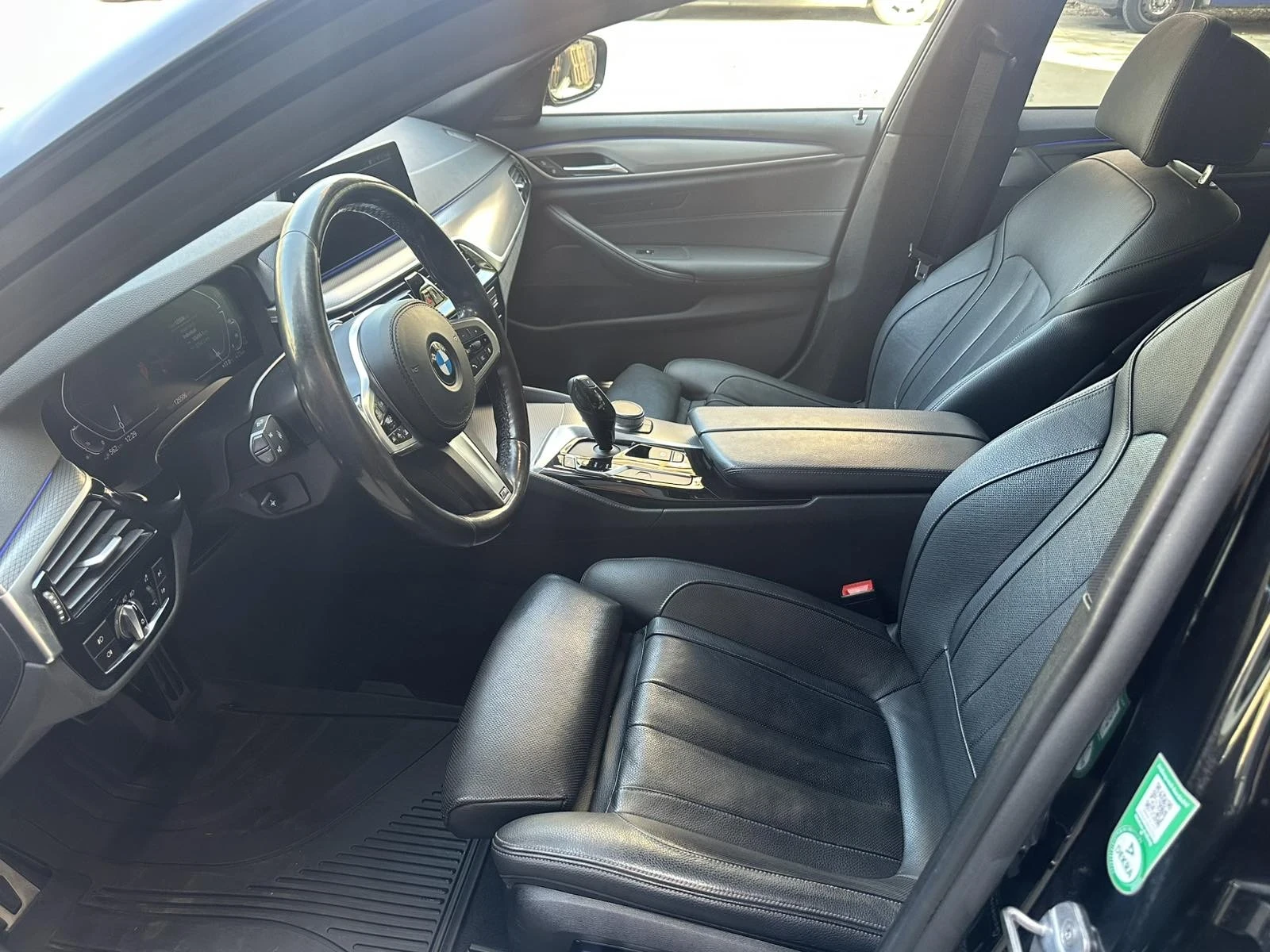 BMW 530E 530e xDrive iPerformance, снимка 9 - Автомобили и джипове - 56658723