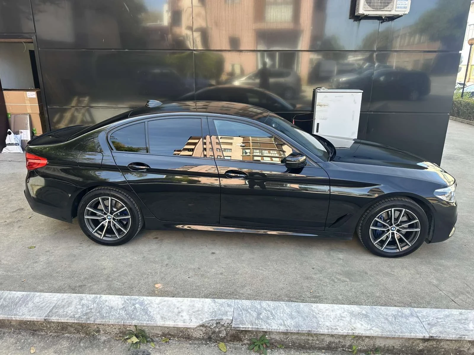 BMW 530E 530e xDrive iPerformance, снимка 7 - Автомобили и джипове - 56658723