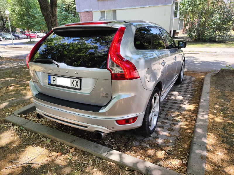 Volvo XC60 T6 3.0i 325k.c. R-Design, снимка 5 - Автомобили и джипове - 47166710