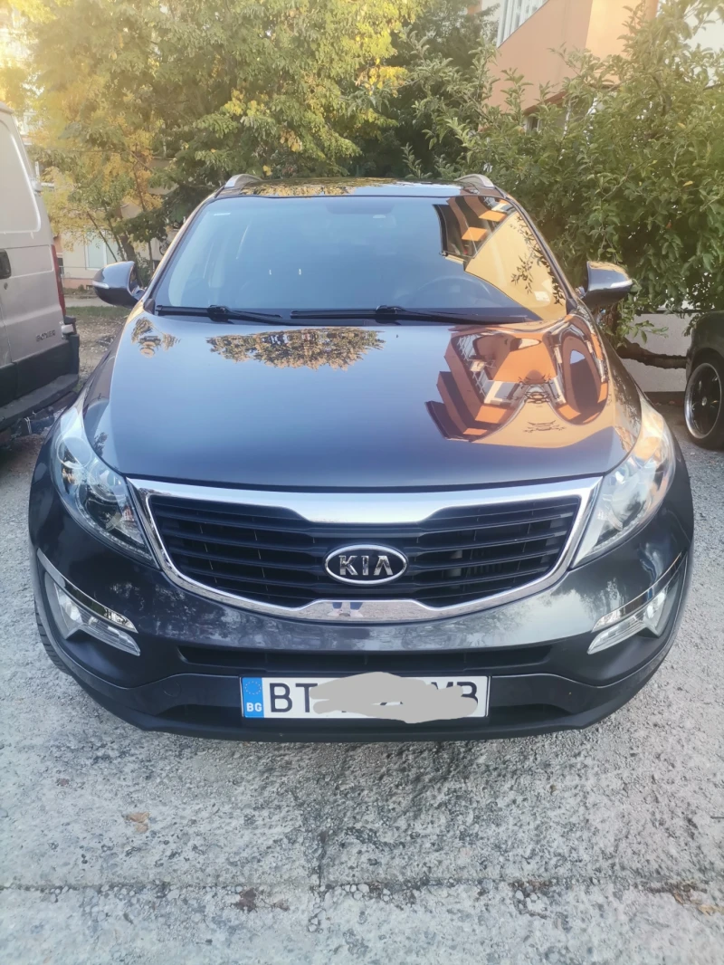 Kia Sportage 2.0 CRDI 4X4 / КАТО НОВА, снимка 4 - Автомобили и джипове - 48021061