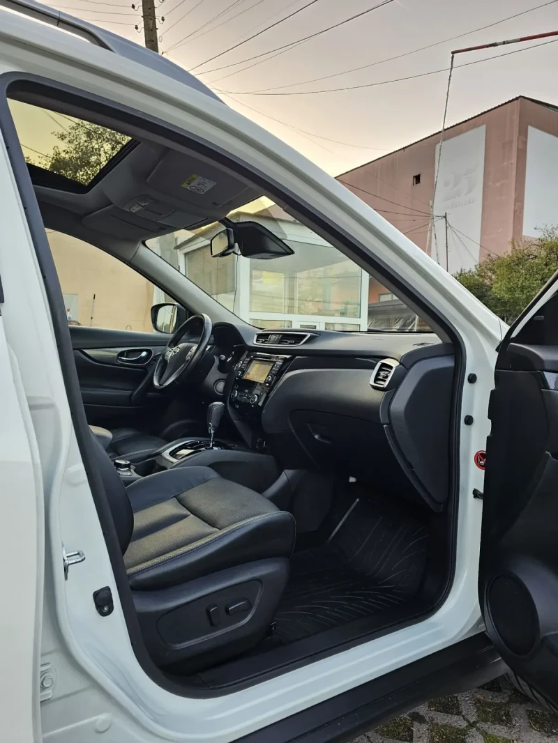 Nissan X-trail 2.0 DCI 177к.с. 4х4 360 камера Панорама KeylessGo, снимка 8 - Автомобили и джипове - 47959365