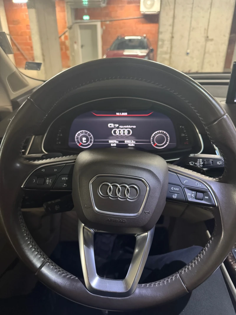 Audi Q7, снимка 4 - Автомобили и джипове - 48705627