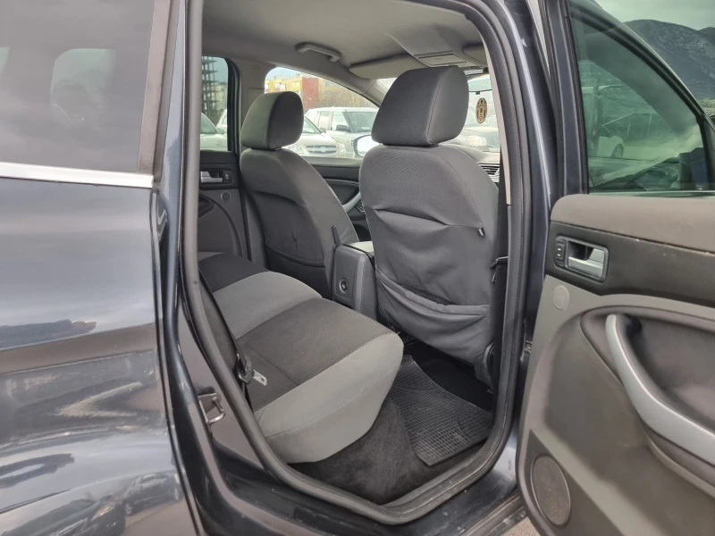 Ford Kuga 2.0TDI, снимка 14 - Автомобили и джипове - 52934770