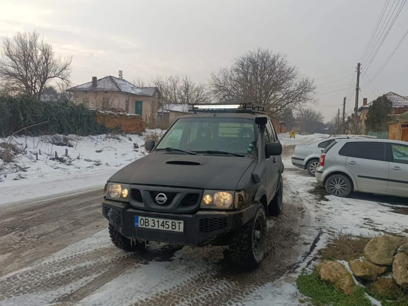 Nissan Terrano, снимка 5 - Автомобили и джипове - 53403759