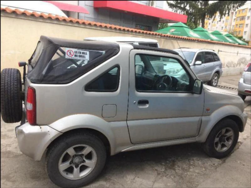 Suzuki Jimny 1.3i, снимка 4 - Автомобили и джипове - 25306127