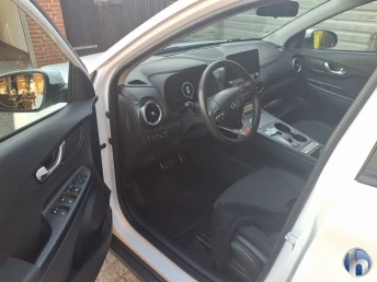 Hyundai Kona Edition 30, снимка 7 - Автомобили и джипове - 54344596