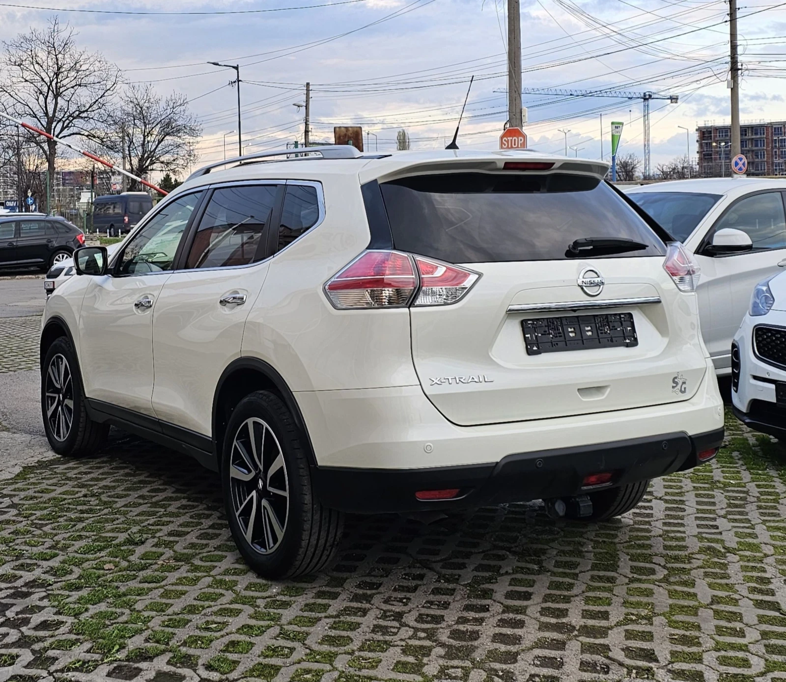 Nissan X-trail 2.0 DCI 177к.с. 4х4 360 камера Панорама KeylessGo - изображение 4