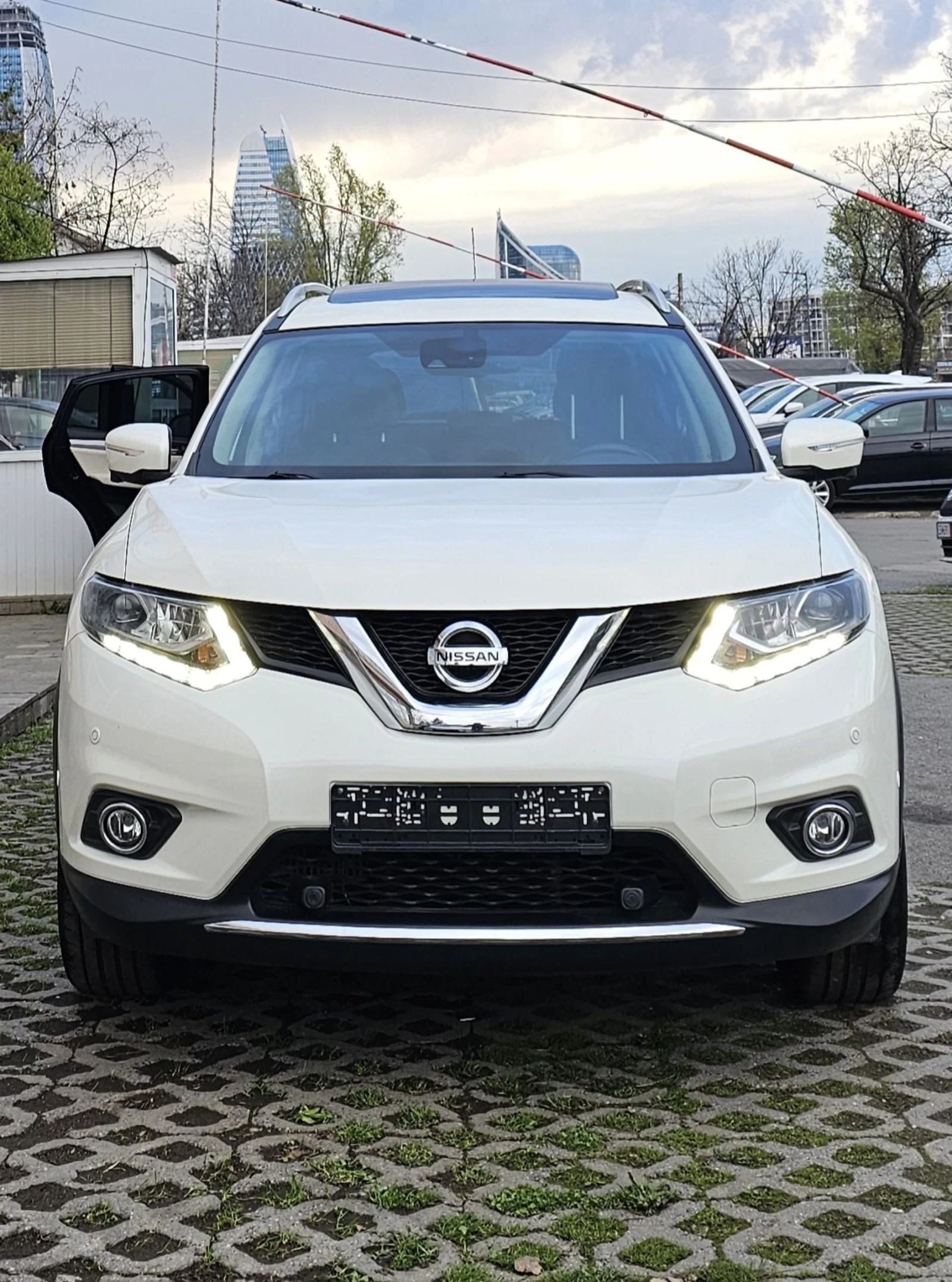 Nissan X-trail 2.0 DCI 177к.с. 4х4 360 камера Панорама KeylessGo - изображение 2
