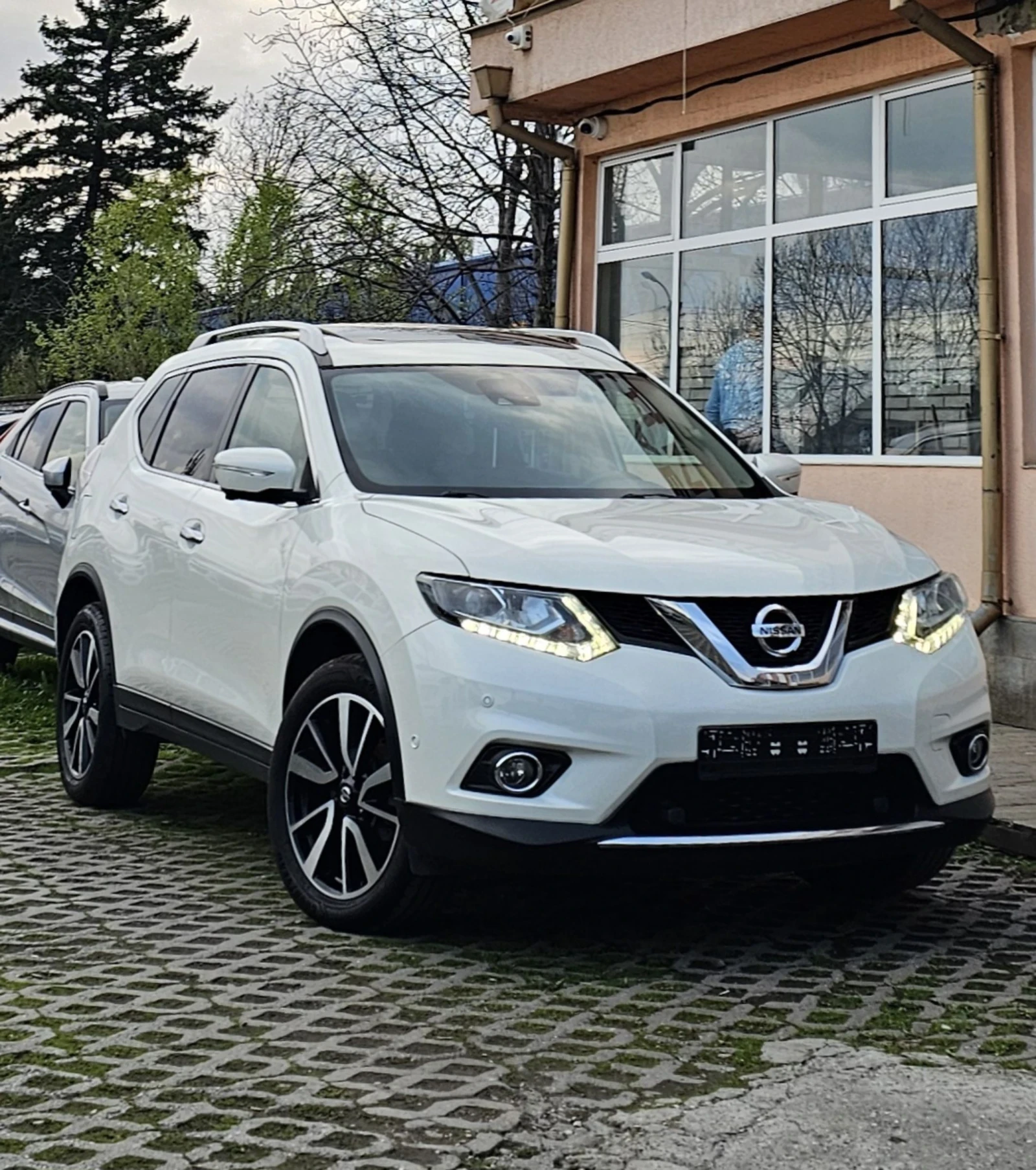 Nissan X-trail 2.0 DCI 177к.с. 4х4 360 камера Панорама KeylessGo - изображение 3