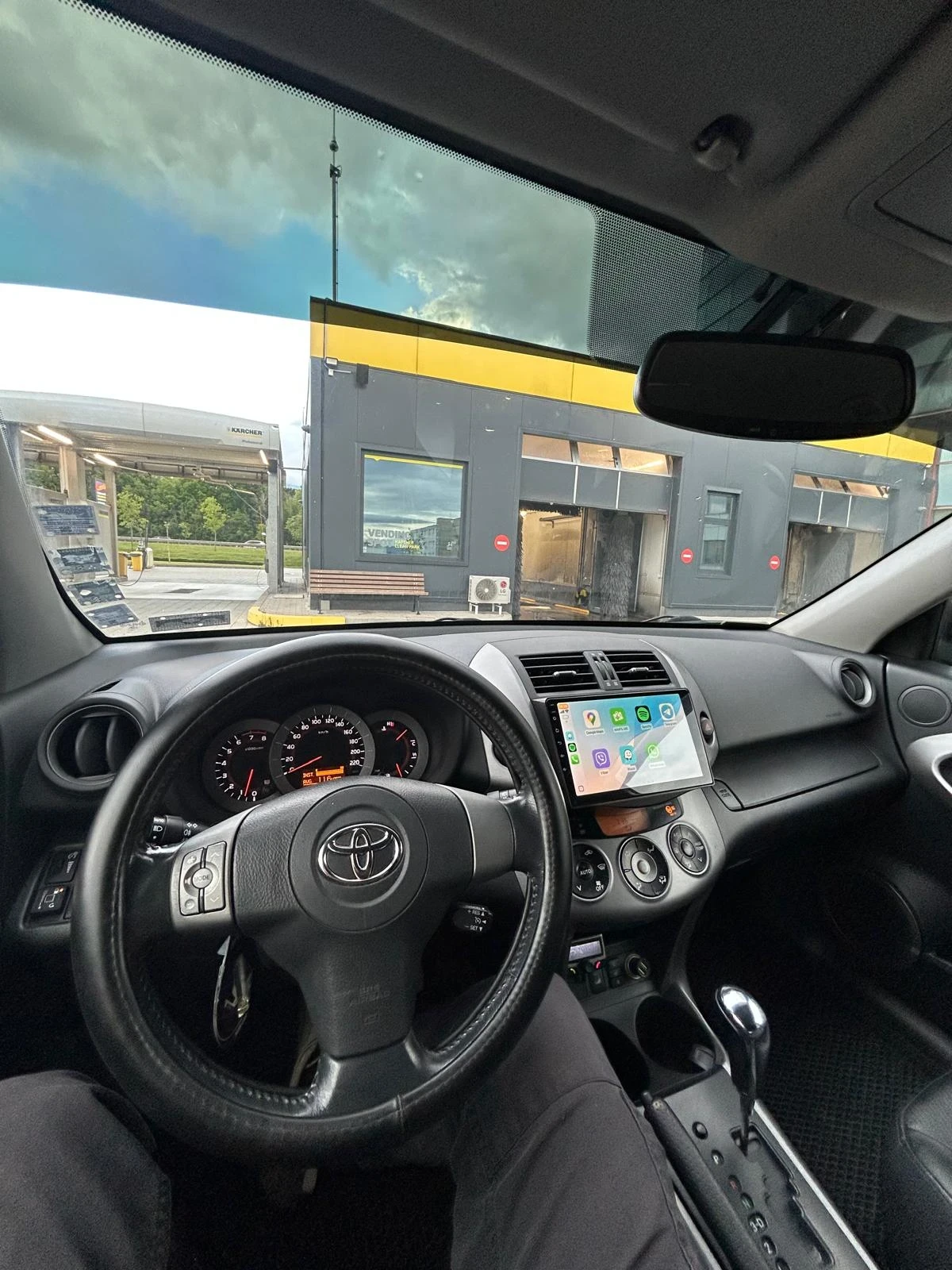 Toyota Rav4 2.0 - изображение 3