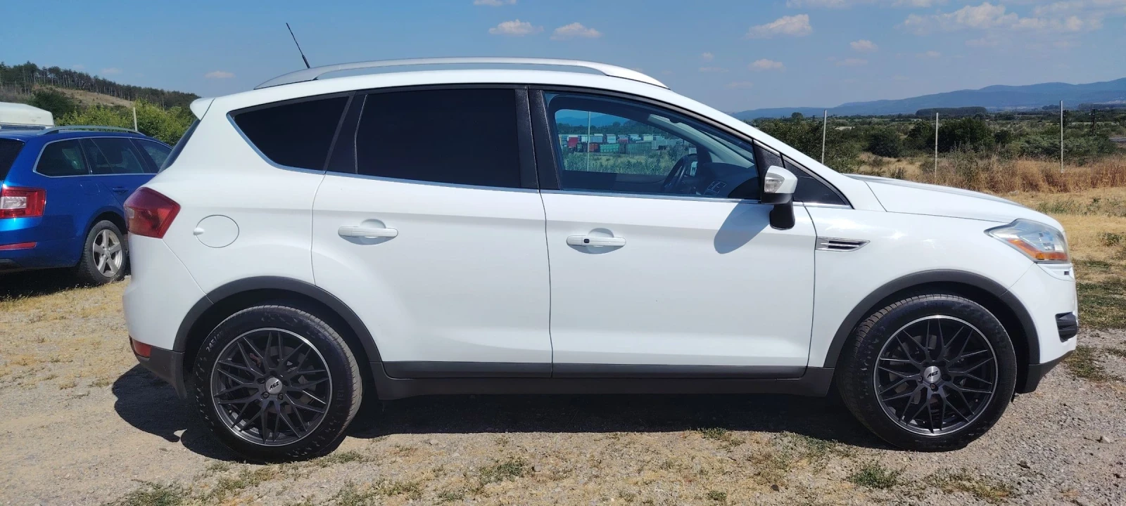 Ford Kuga 2.5i-200к.с - изображение 4