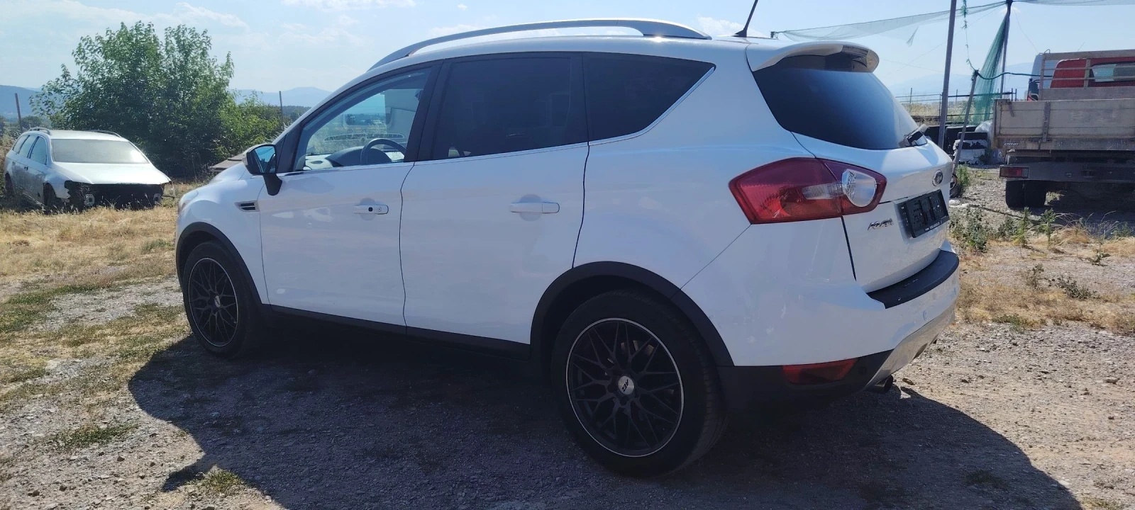 Ford Kuga 2.5i-200к.с - изображение 7