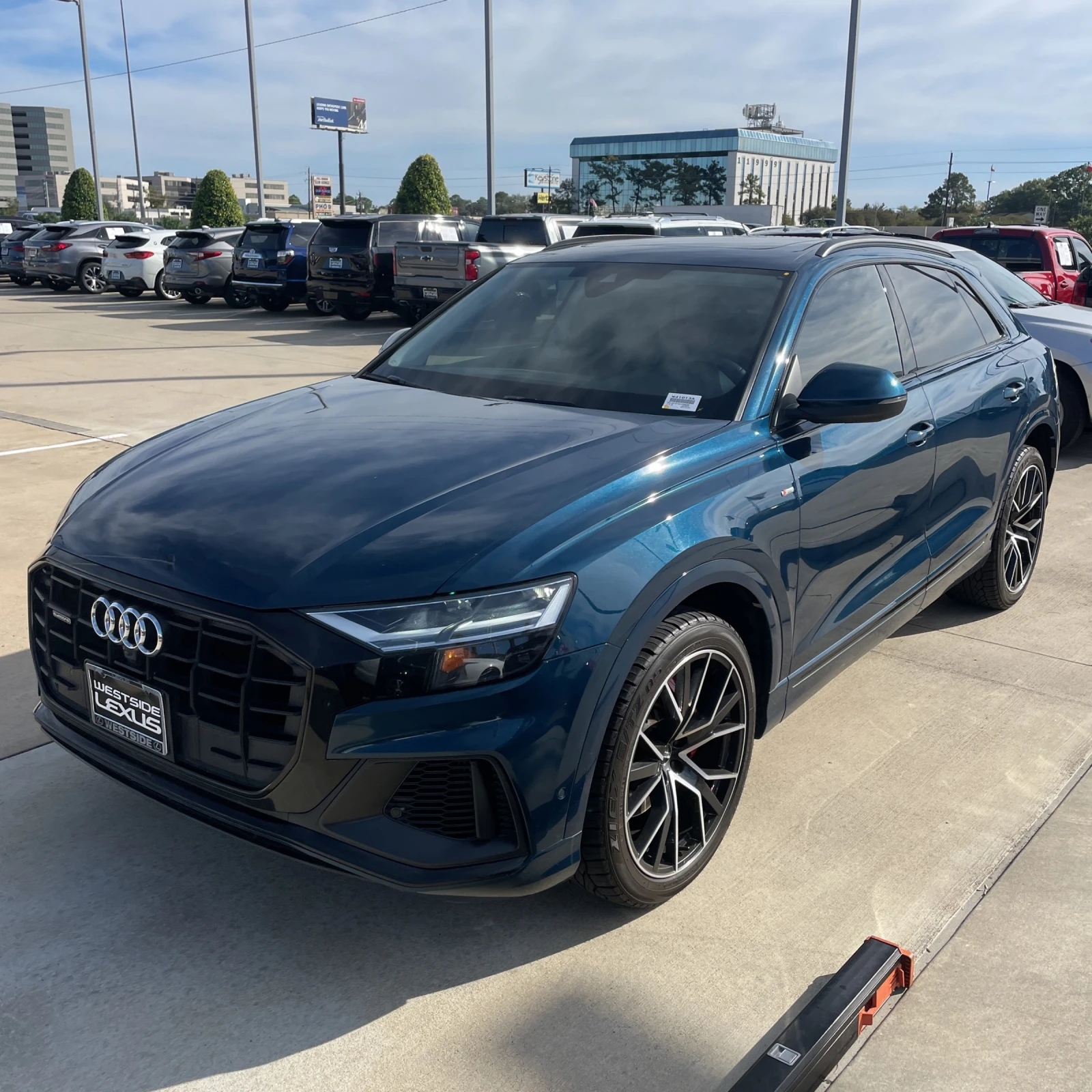 Audi Q8 | Mobile.bg   3
