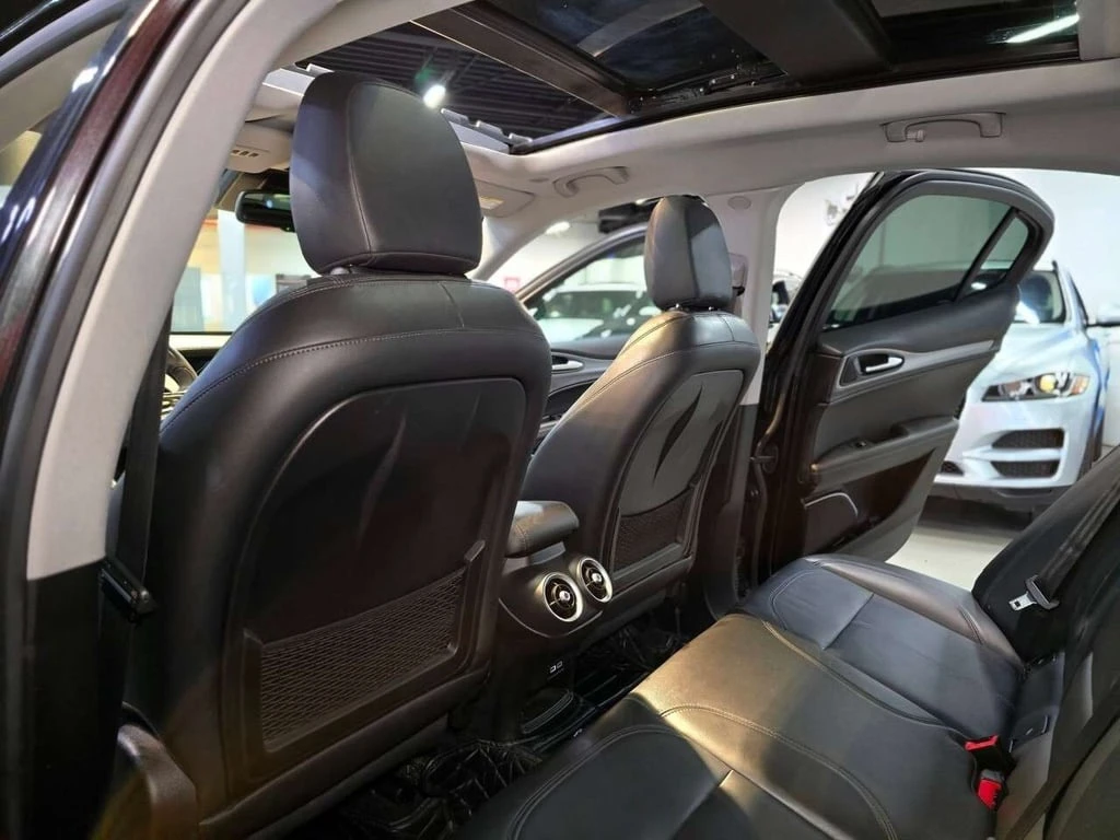 Alfa Romeo Stelvio * BASE SPORT Q4 * CARFAX * ���� �� �� | Mobile.bg � ����������� 13