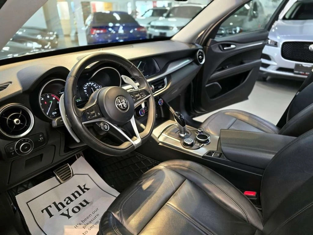 Alfa Romeo Stelvio * BASE SPORT Q4 * CARFAX * ЦЕНА ДО БГ - изображение 9