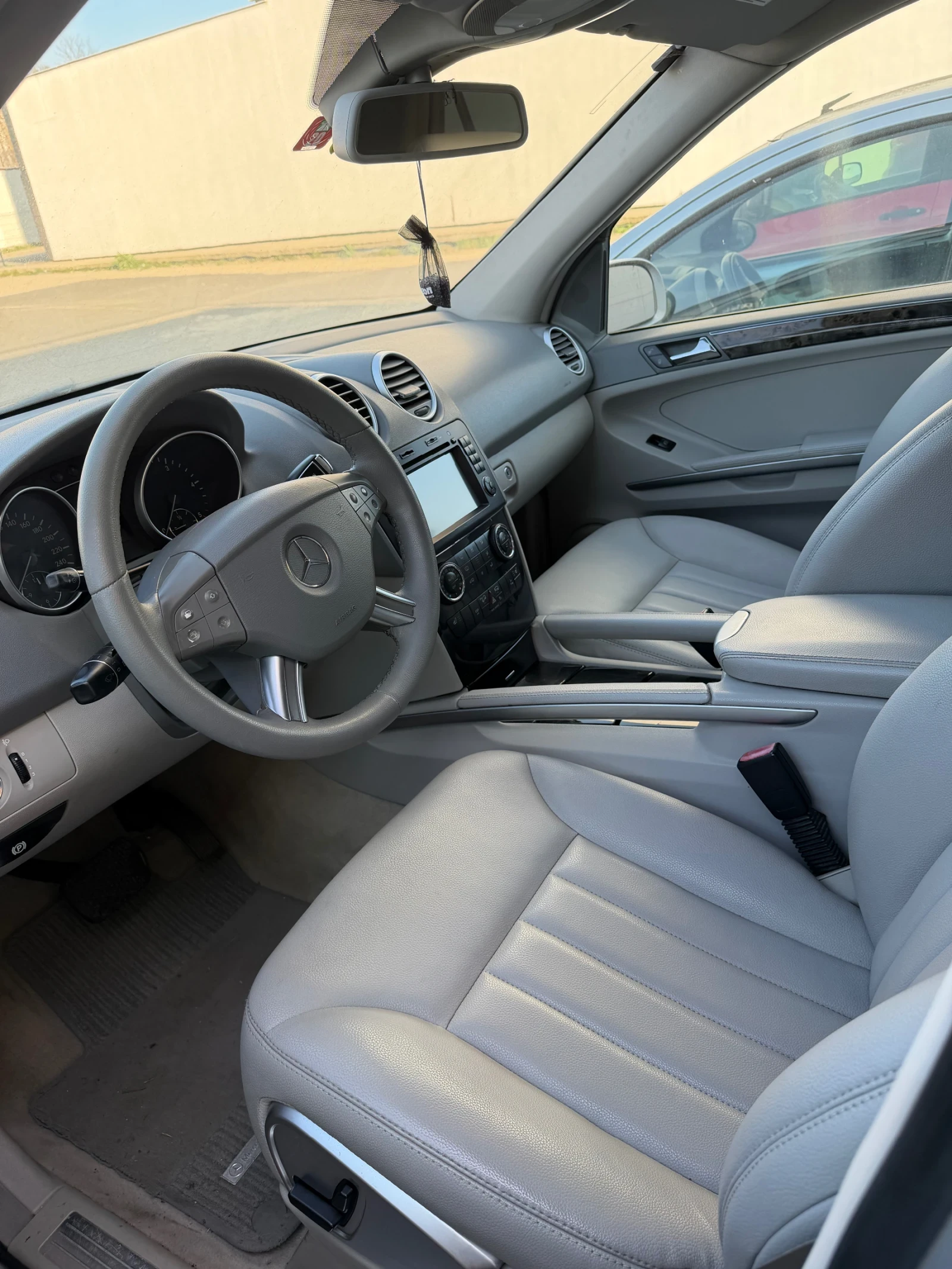 Mercedes-Benz ML 280, снимка 4 - Автомобили и джипове - 53757136