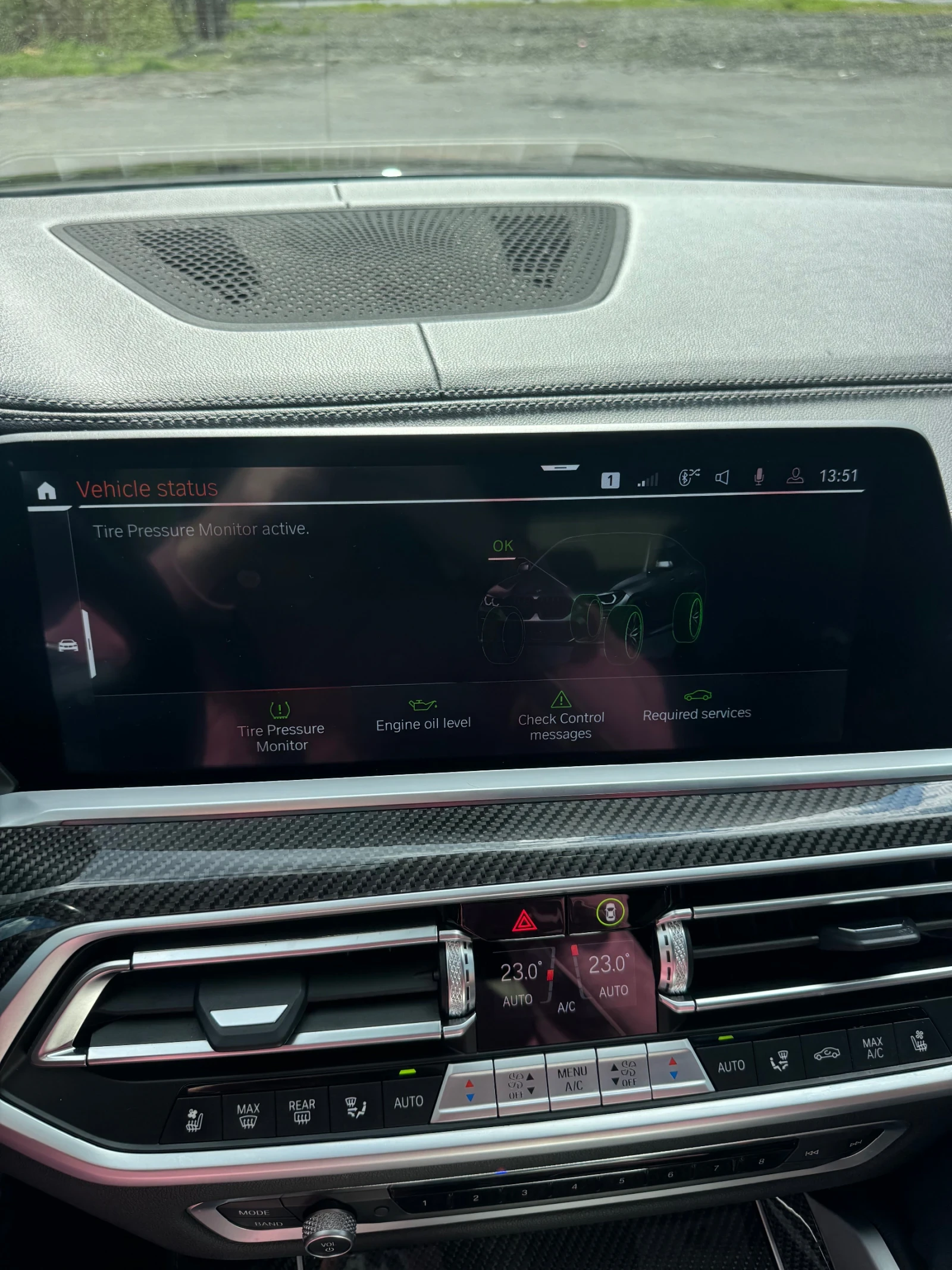 BMW X6 M50i Carbon/Crystal Controls/Iconic Glow/22 , снимка 16 - Автомобили и джипове - 54107966