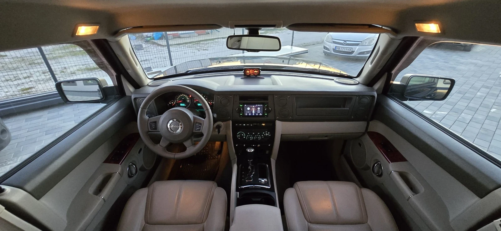 Jeep Commander 3.0 CRD, снимка 9 - Автомобили и джипове - 54263265