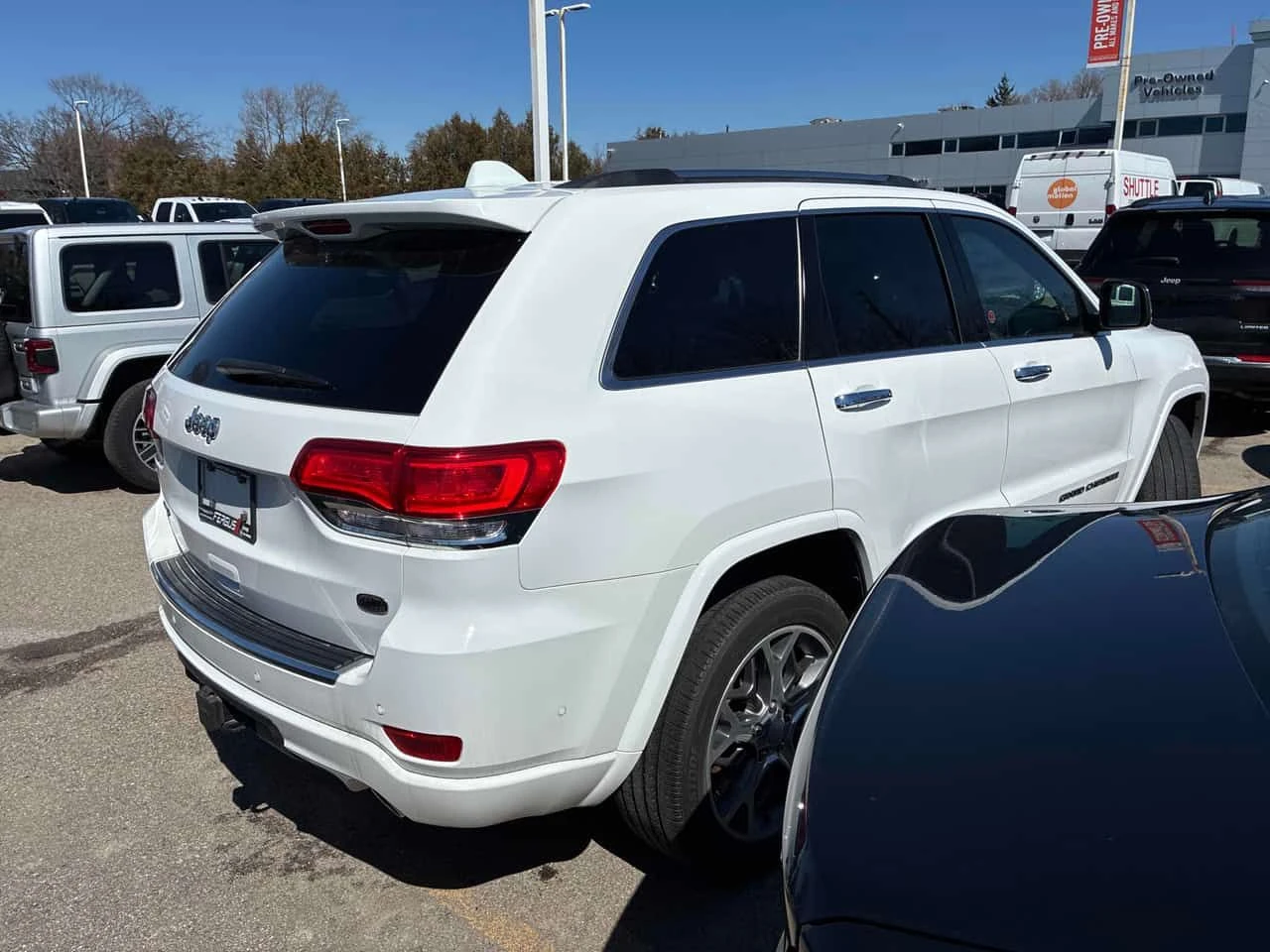 Jeep Grand cherokee * Overland * �������* PANO* KEYLESS*  | Mobile.bg � ����������� 3
