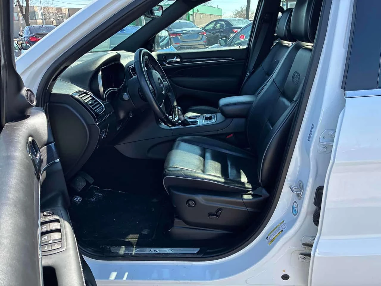 Jeep Grand cherokee * Overland * �������* PANO* KEYLESS*  | Mobile.bg � ����������� 5