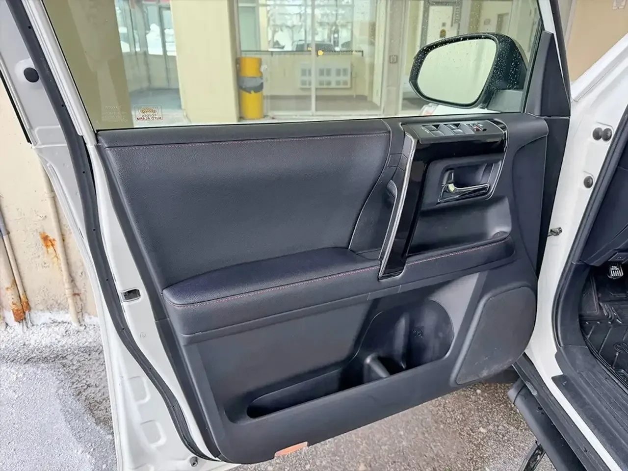 Toyota 4runner TRD OFF ROAD, снимка 16 - Автомобили и джипове - 54564528