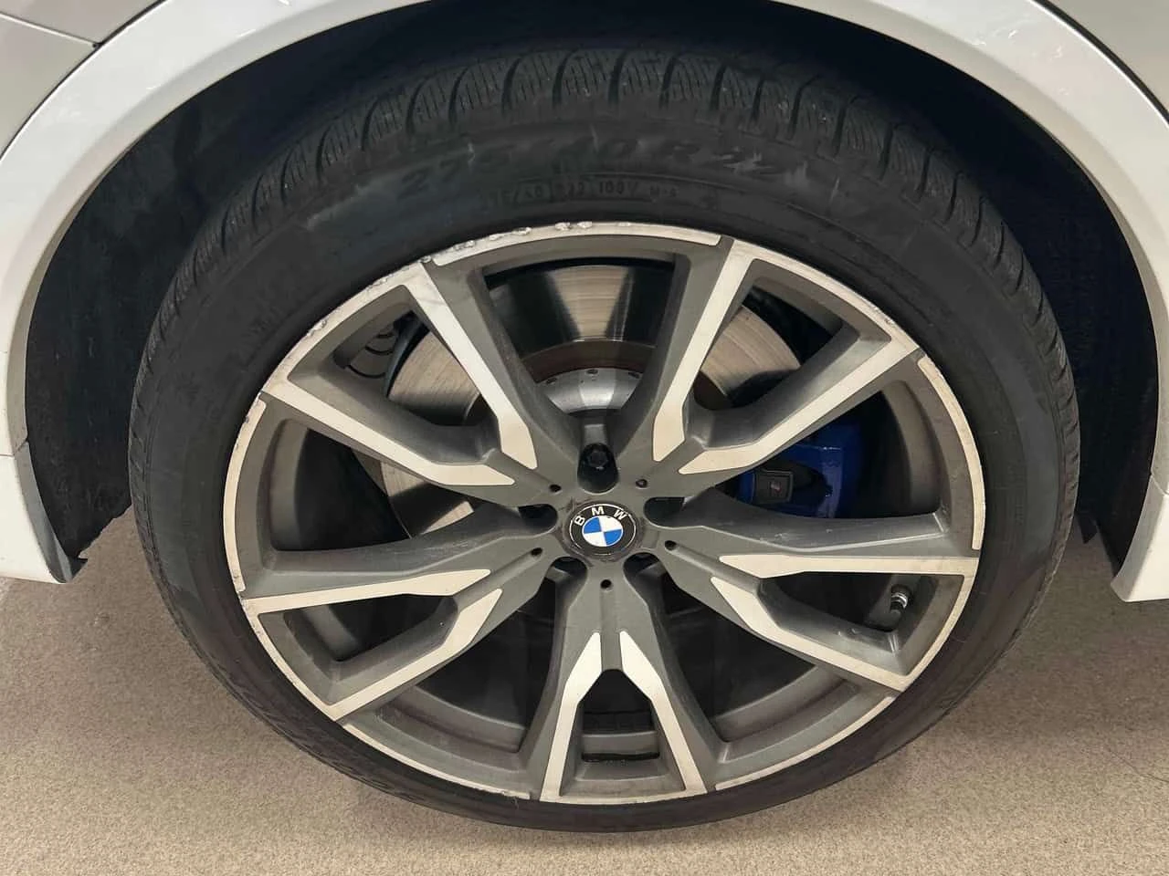 BMW X7 M50i /360/DIS/HUD/LASER/H&K/АВТОКРЕДИТ, снимка 10 - Автомобили и джипове - 54701341