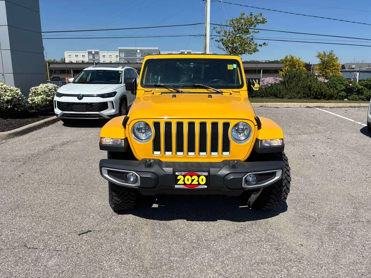 Jeep Wrangler * Sahara * АВТОКРЕДИТ * ОТ ПРЕДСТАВИТЕЛСТВО, снимка 2 - Автомобили и джипове - 54775876