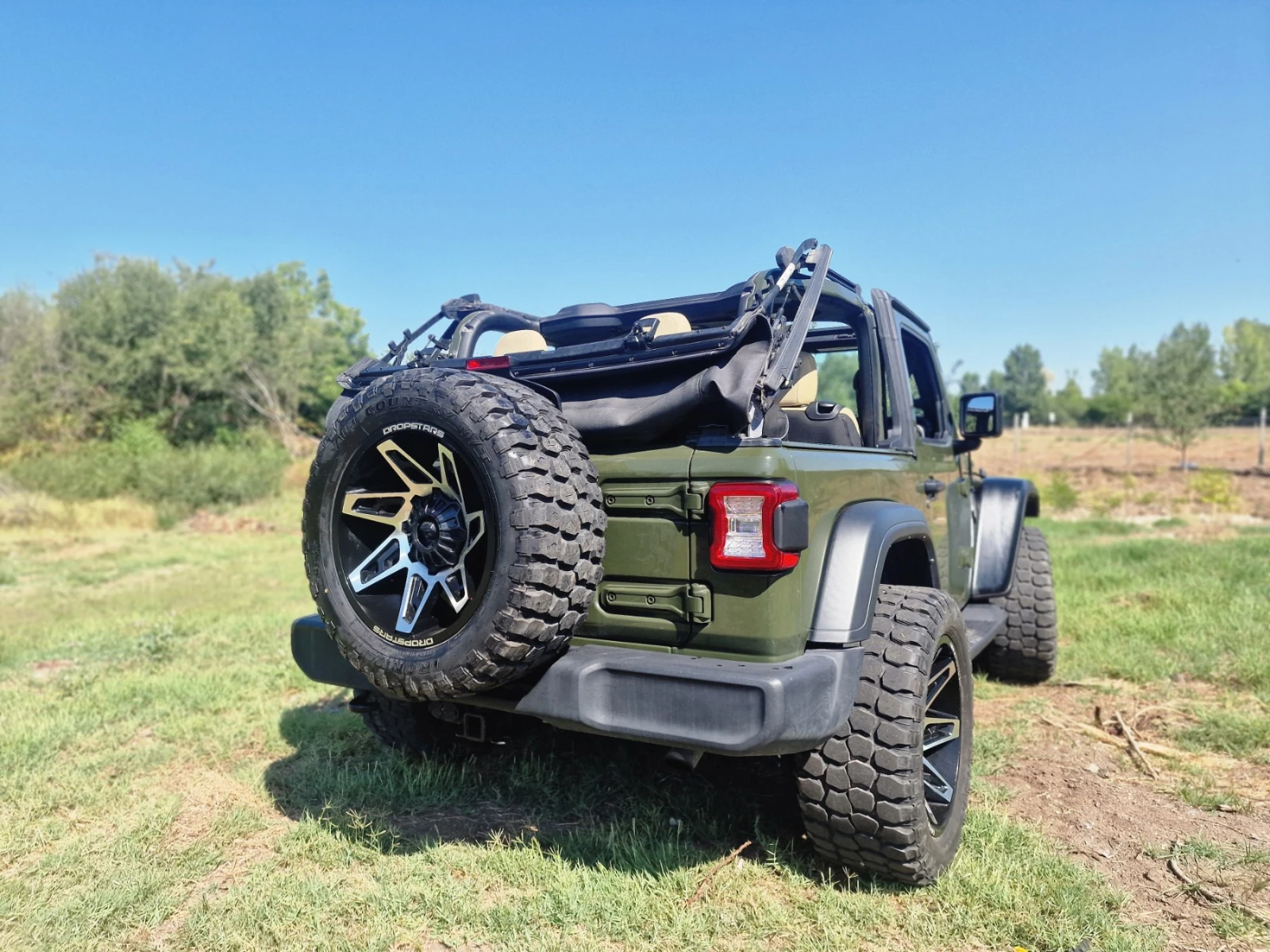 Jeep Wrangler JL 3.6 Sport , снимка 11 - Автомобили и джипове - 55578187