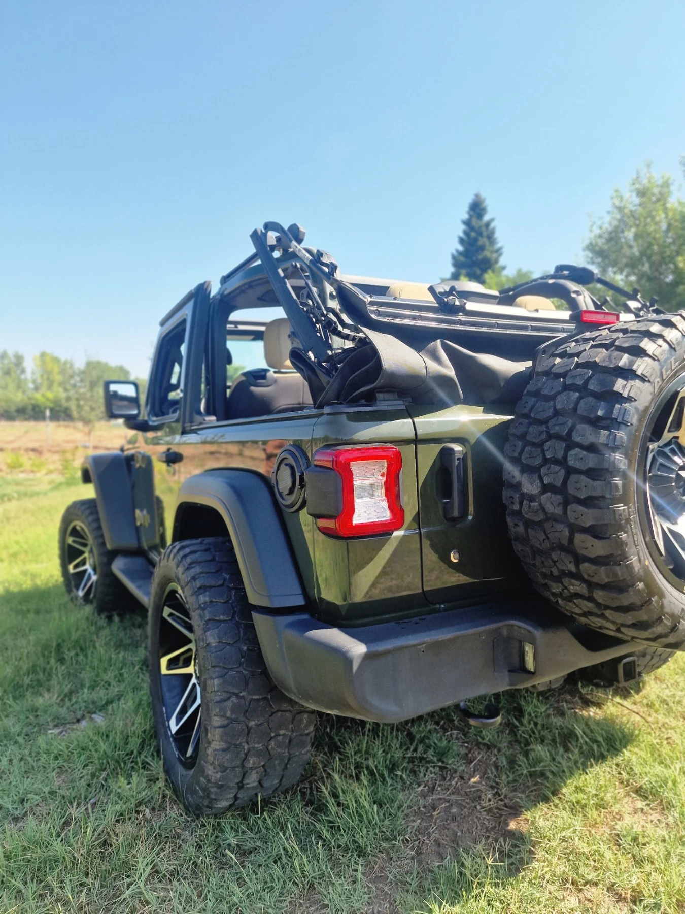 Jeep Wrangler JL 3.6 Sport , снимка 15 - Автомобили и джипове - 55578187
